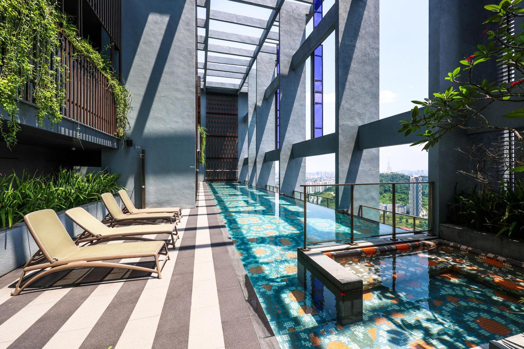 Millerz Square By Mykey Kuala Lumpur Exterior foto Sky Pool