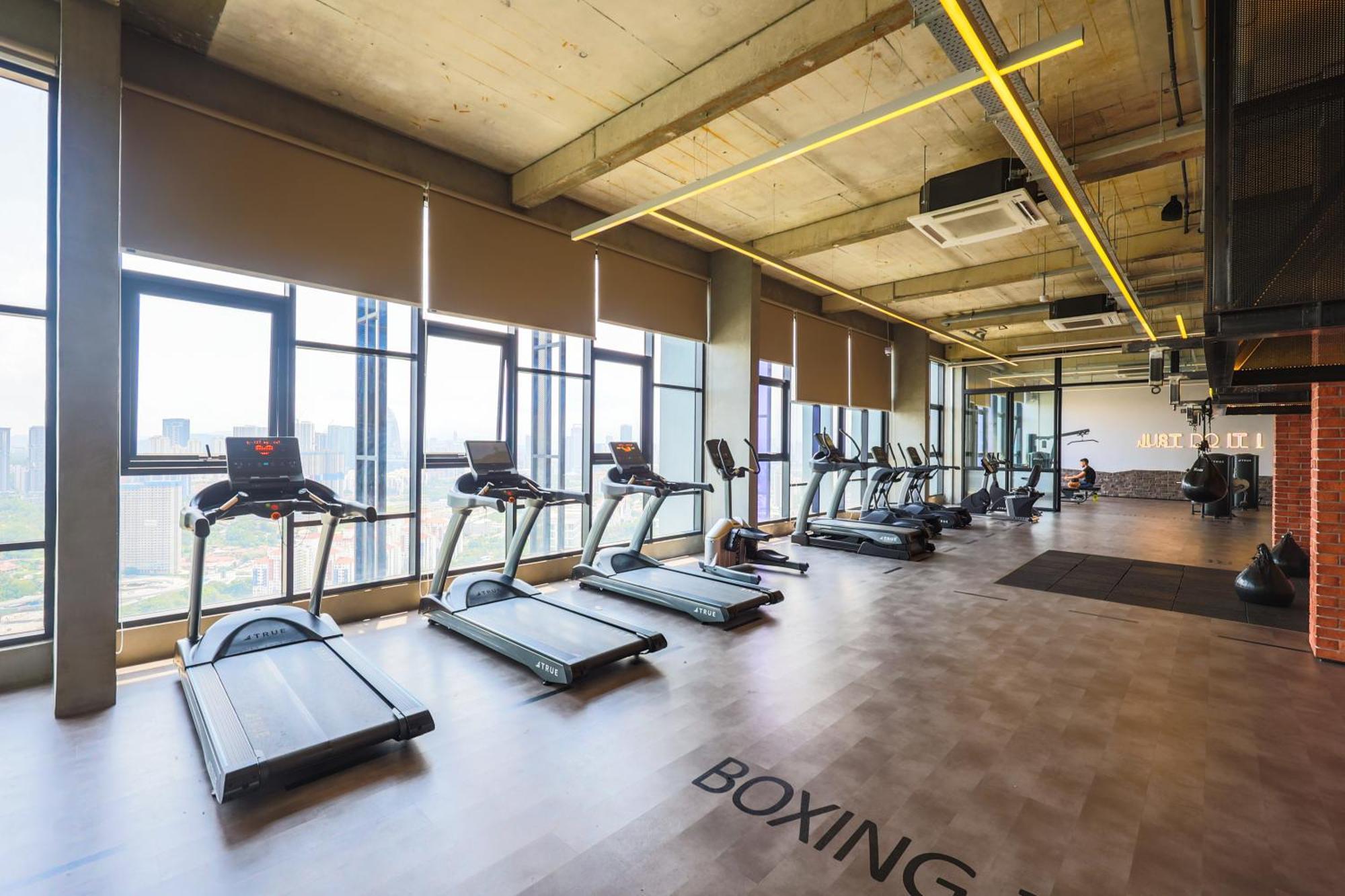 Millerz Square By Mykey Kuala Lumpur Exterior foto The gym at the University of Law, Birmingham