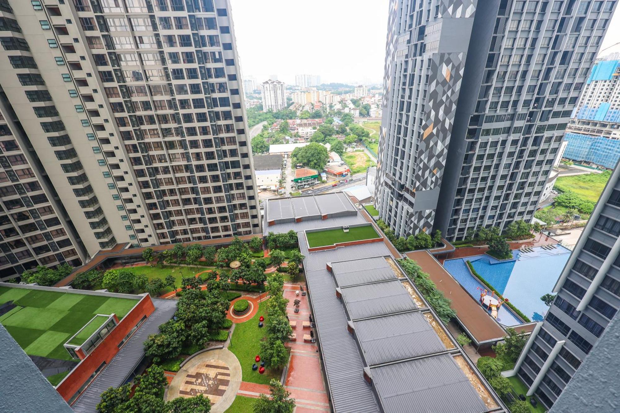 Millerz Square By Mykey Kuala Lumpur Exterior foto The panorama of the complex