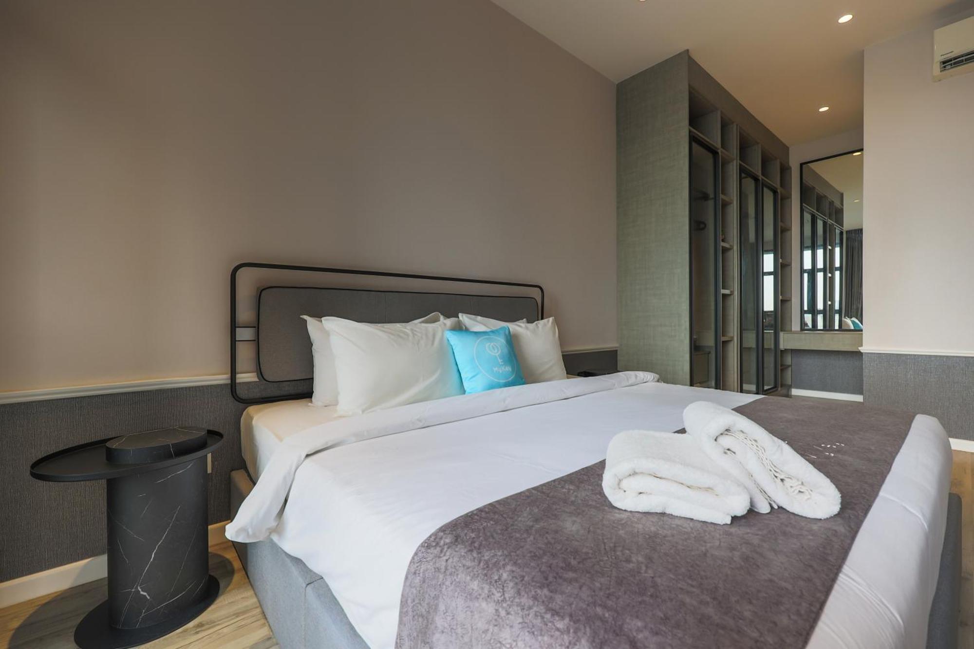 Millerz Square By Mykey Kuala Lumpur Exterior foto A bedroom at the hotel